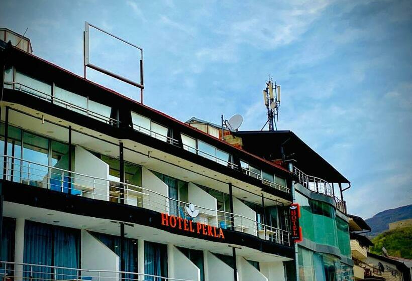 هتل Perla