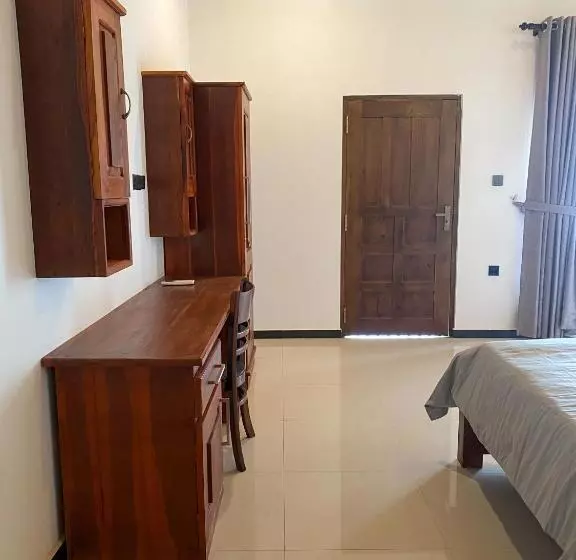 Hotelli The Reef Resort