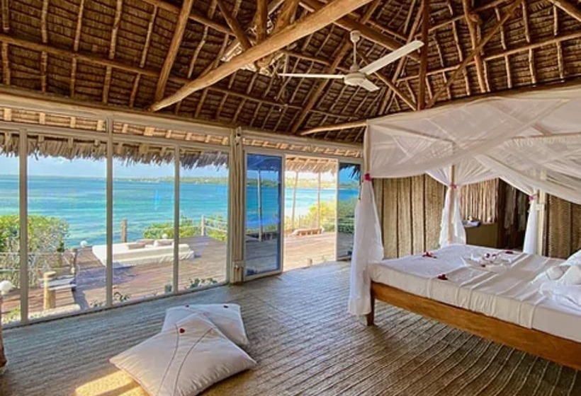 پانسیون Rock And Sea Bubble Lodges