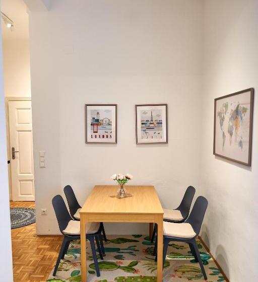 Renovated & Cozy Close To Museumsquartier