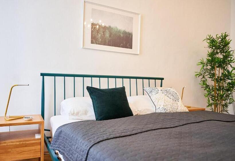 Renovated & Cozy Close To Museumsquartier