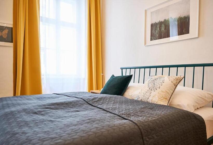 Renovated & Cozy Close To Museumsquartier