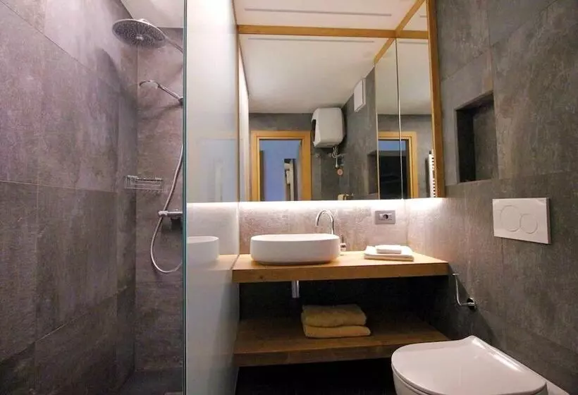 Alpine House   Residence Con Piscina