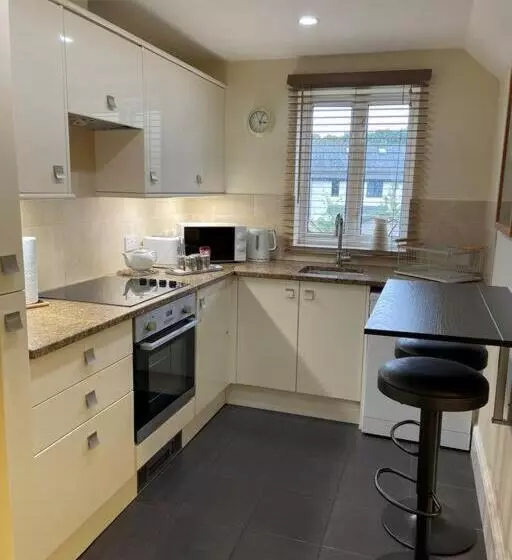 Ground Floor Garden Cottage, Near Stonehenge