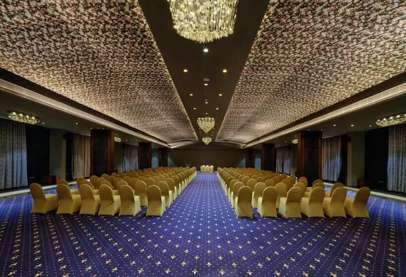 Essentia Luxury Hotel Indore