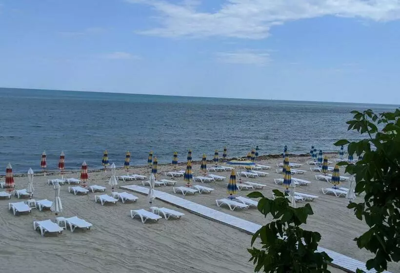 Hotelli Palma Weiss