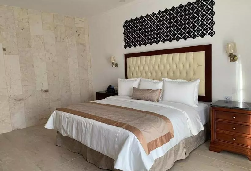 Hotelli Real Hispano