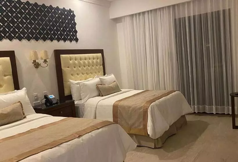 Hotelli Real Hispano