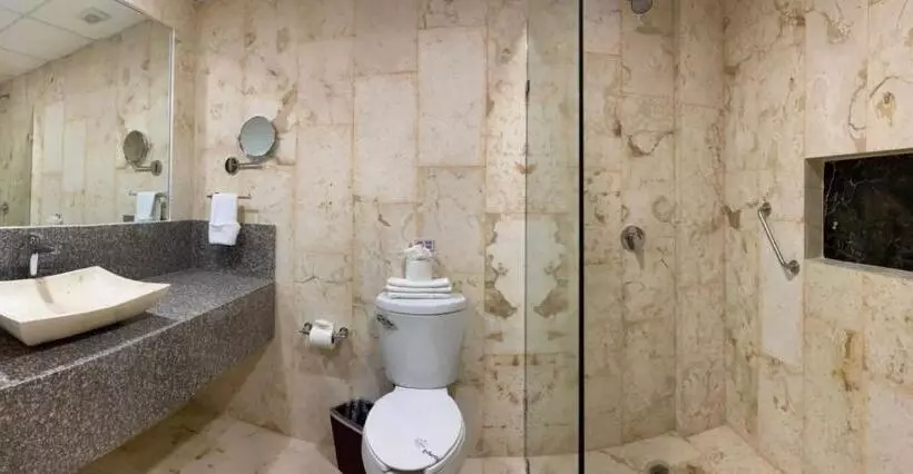 Hotelli Real Hispano