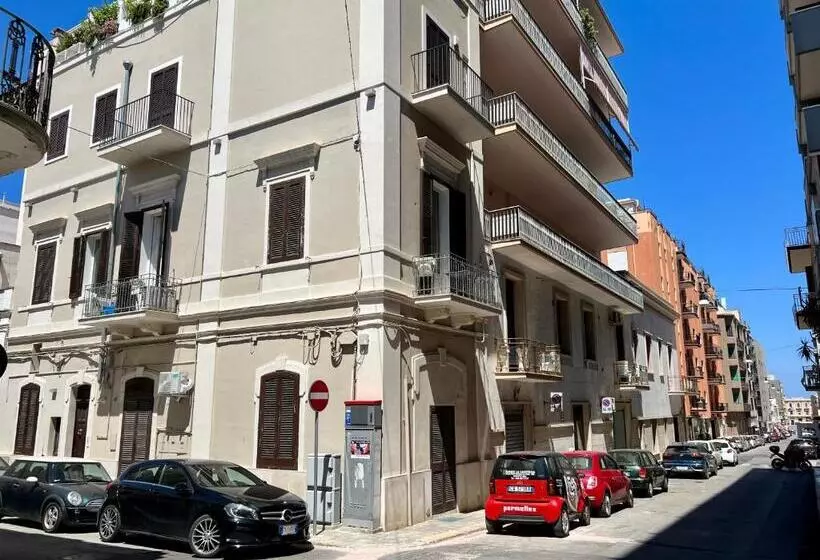 Vittorio Emanuele Apartment