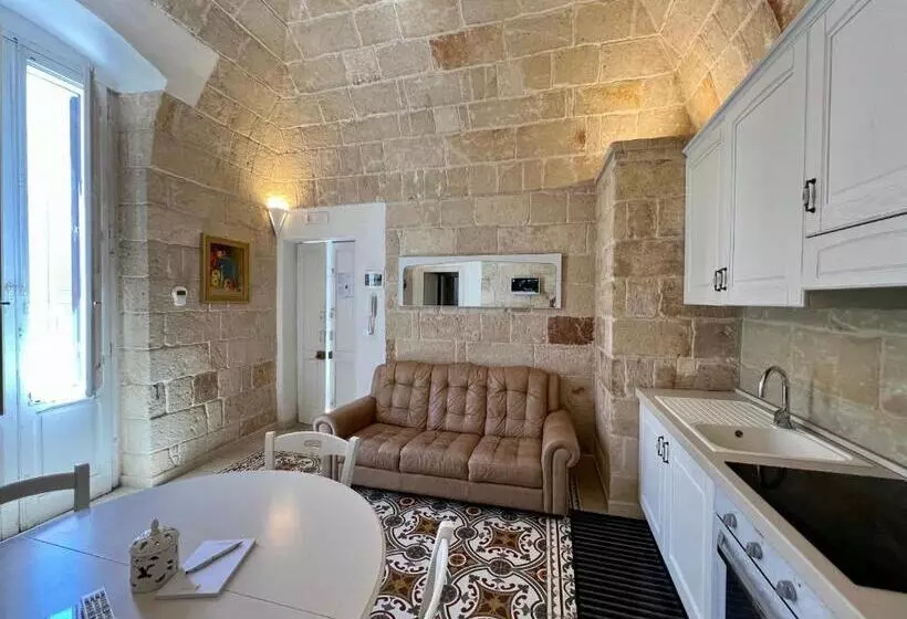 Vittorio Emanuele Apartment