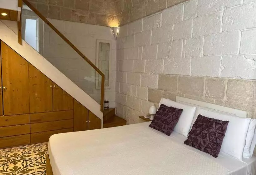 Vittorio Emanuele Apartment