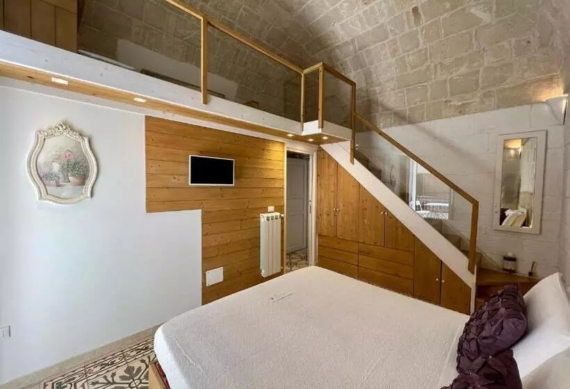 Vittorio Emanuele Apartment