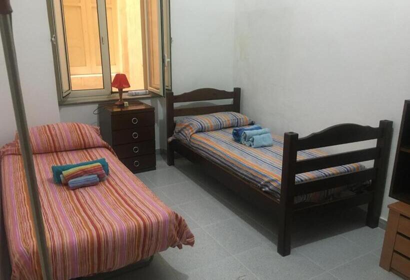 Albahome, Comoda Casa Vacanze Centralissima E Panoramica