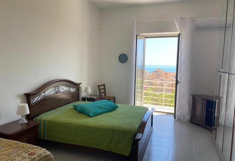 Albahome, Comoda Casa Vacanze Centralissima E Panoramica