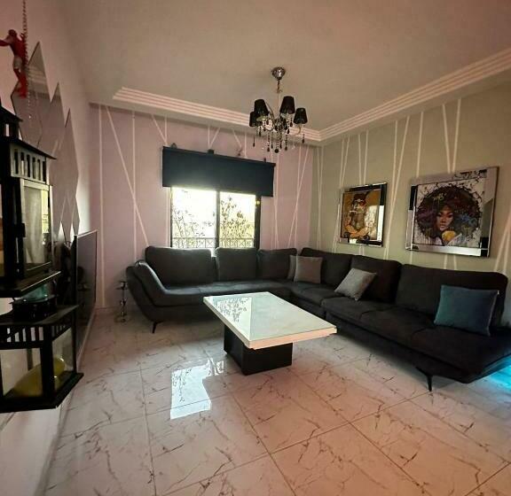 تختخواب و صبحانه Abu Alzoz Home سكن مشترك