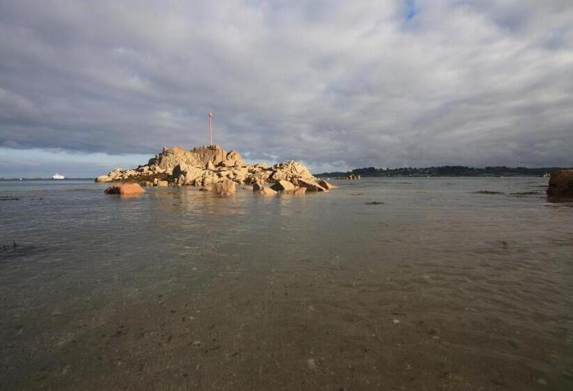 צימר Men Joliguet