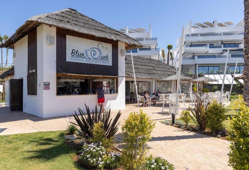 Brand New, Elegant Three Bed Apartment