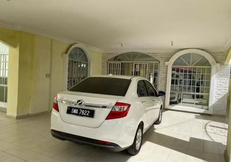 Hotelli Oyo 90425 Embun Homestay 1