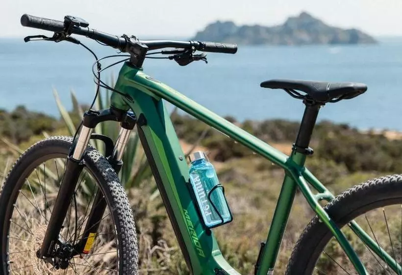 Hotelli Petunia Ibiza, A Beaumier