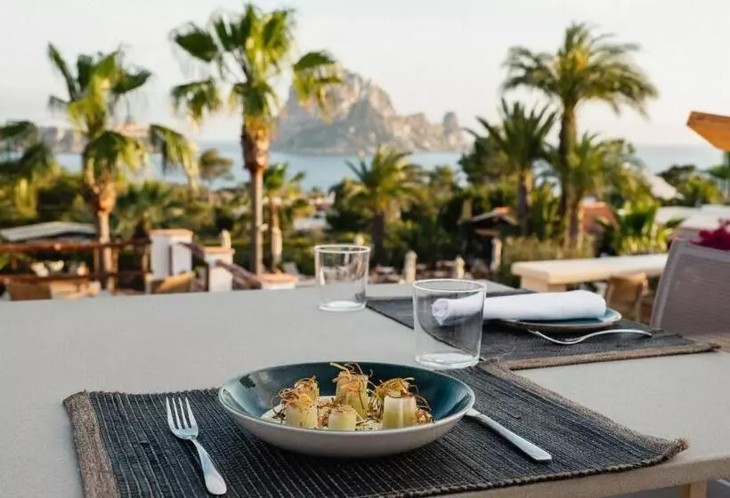 Hotelli Petunia Ibiza, A Beaumier