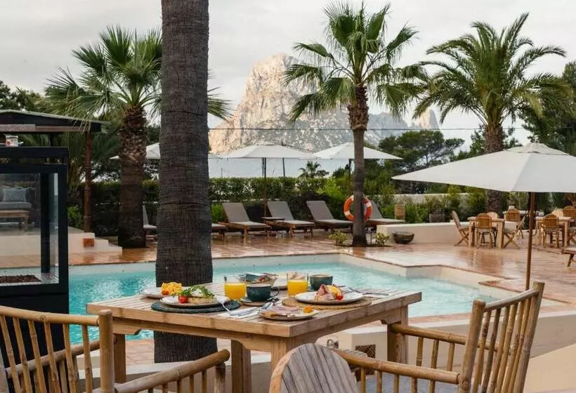 Hotelli Petunia Ibiza, A Beaumier