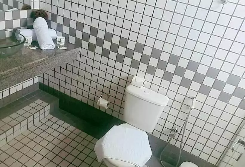 ホテル Saint James Palace