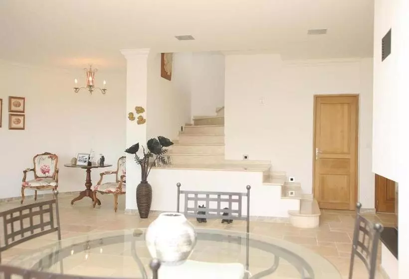 پانسیون La Ghisonaise Maison D Hôtes