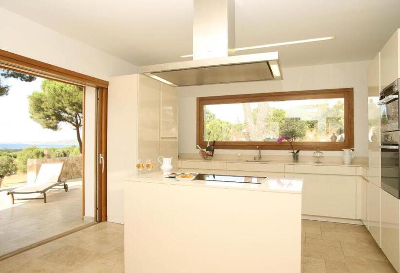 پانسیون La Ghisonaise Maison D Hôtes