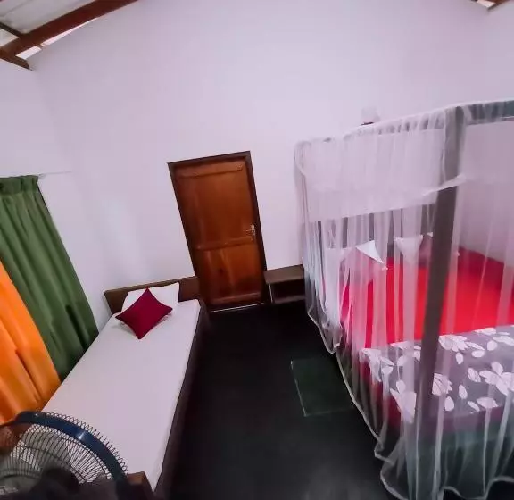 Majatalo Rainforest River Bay