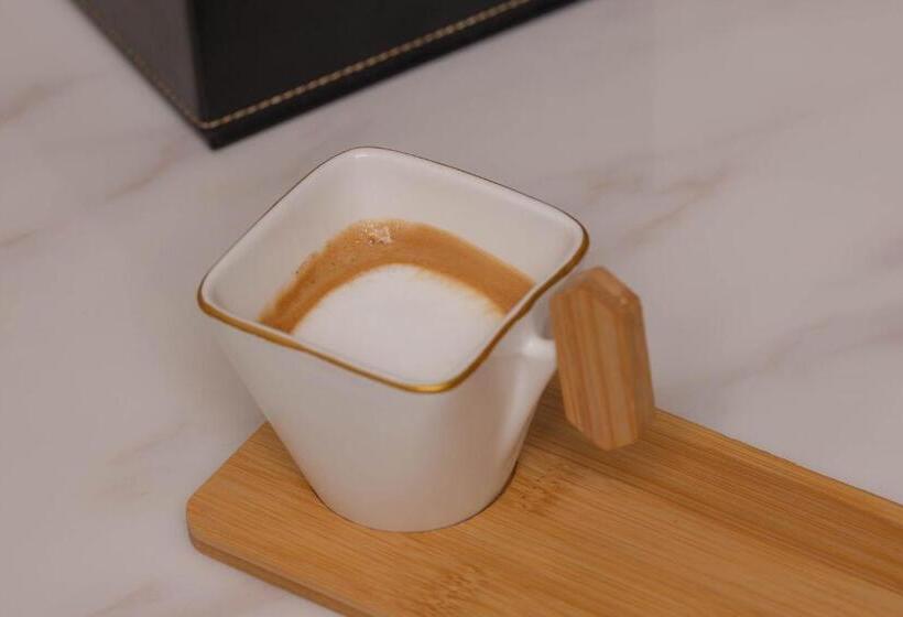 فندق قوبا السويس