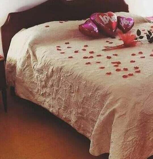 تختخواب و صبحانه Home Josèphine