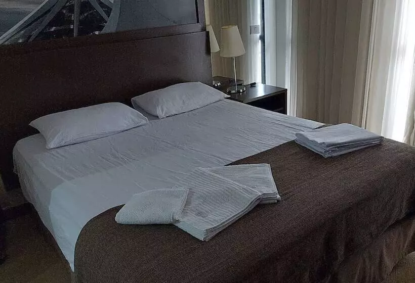 Bonaparte Hotel Flat Particular