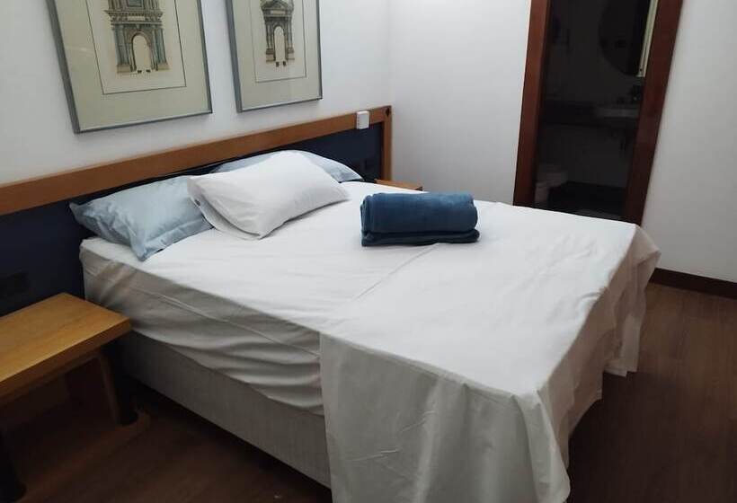 Bonaparte Hotel Flat Particular