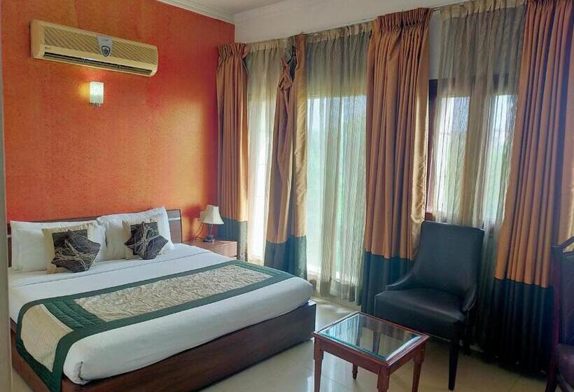 בית מלון כפרי Amisa Golf Course Road Mg Road