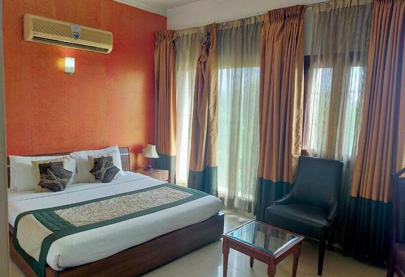 בית מלון כפרי Amisa Golf Course Road Mg Road