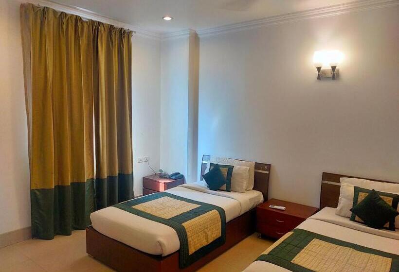 בית מלון כפרי Amisa Golf Course Road Mg Road