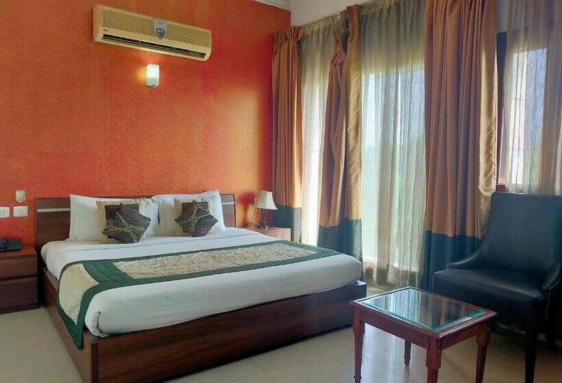 בית מלון כפרי Amisa Golf Course Road Mg Road