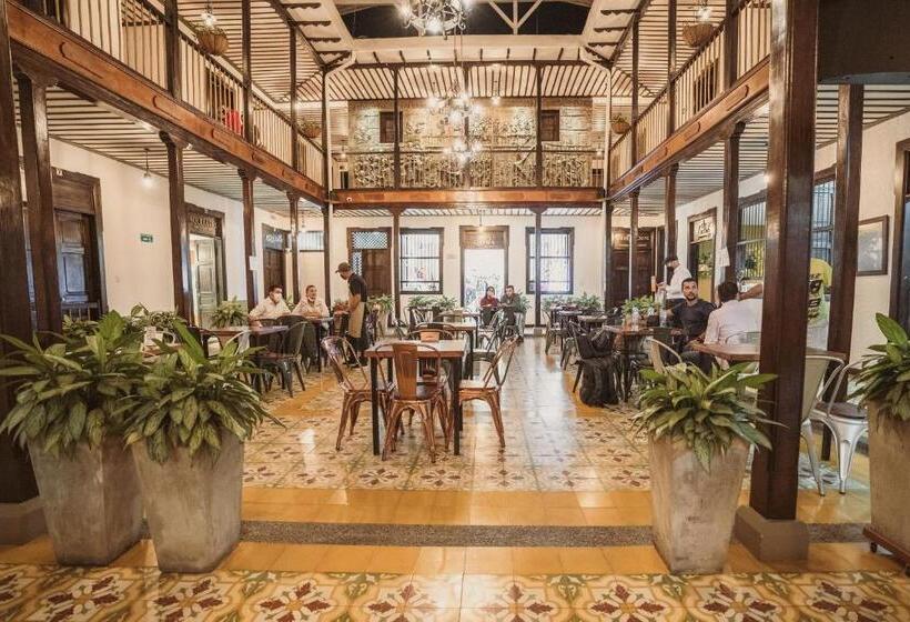 ホテル Boutique La Leyenda 1860