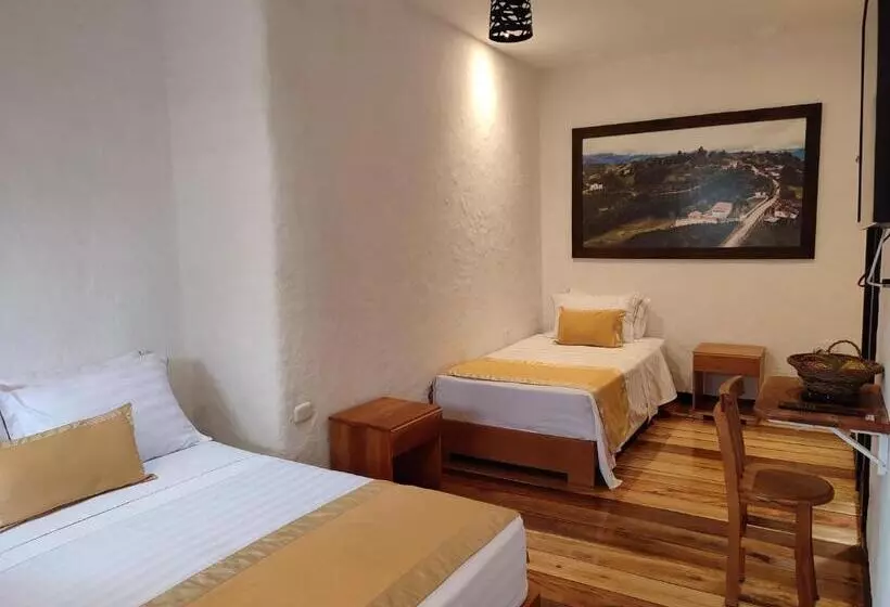 Hotelli Boutique La Leyenda 1860