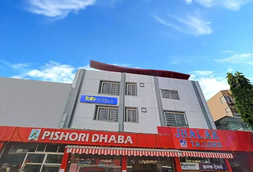 Fabhotel Pishori