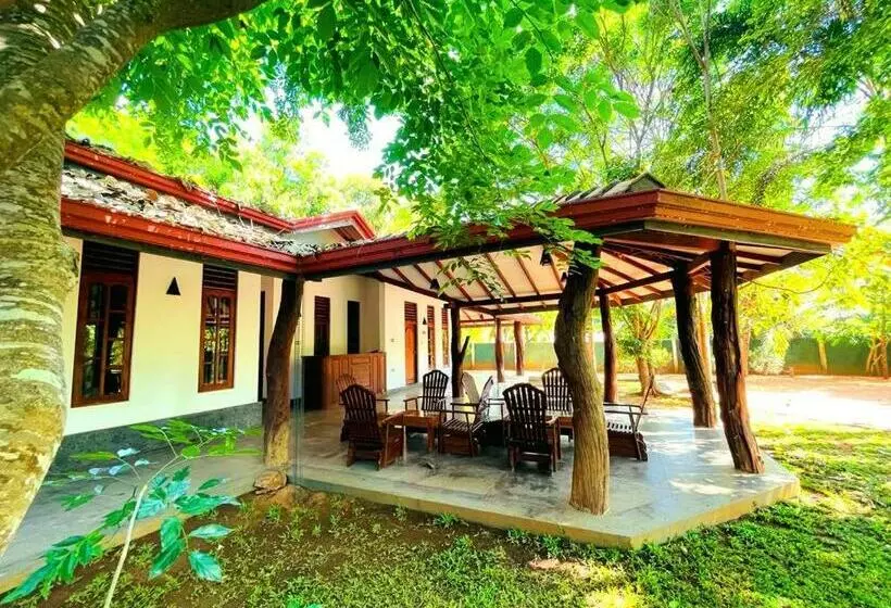 ホテル Kingfisher Resort & Retreat Sigiriya