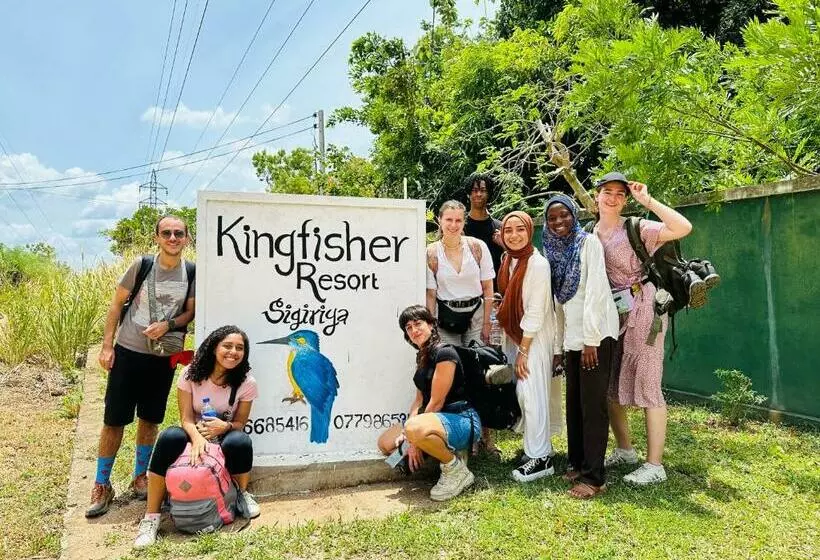 ホテル Kingfisher Resort & Retreat Sigiriya