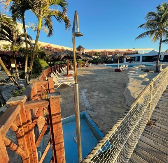 هتل Studio 25 M Manganao Joela 4 Personnes Avec Machine A Laver