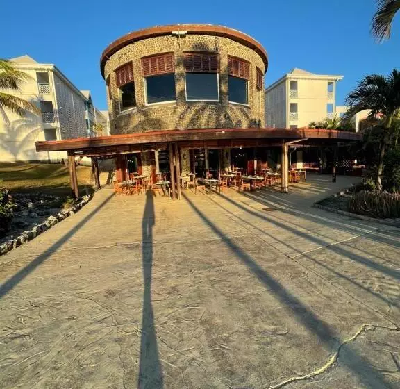 هتل Studio 25 M Manganao Joela 4 Personnes Avec Machine A Laver