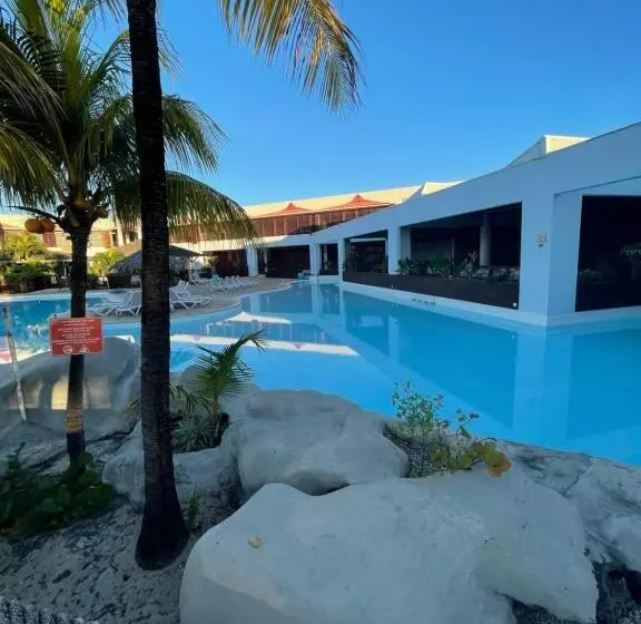 هتل Studio 25 M Manganao Joela 4 Personnes Avec Machine A Laver