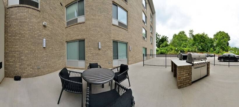 هتل Towneplace Suites By Marriott Asheville Downtown