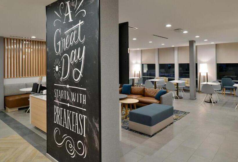 هتل Towneplace Suites By Marriott Asheville Downtown