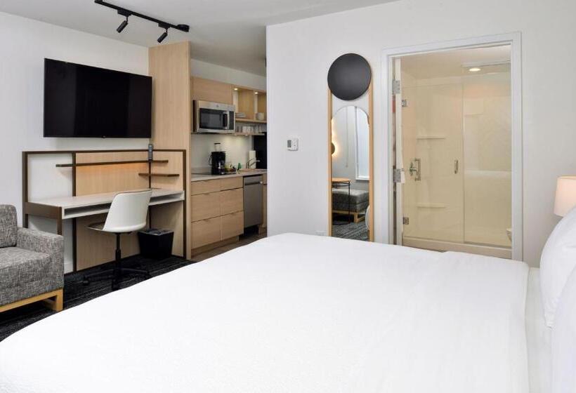 هتل Towneplace Suites By Marriott Asheville Downtown