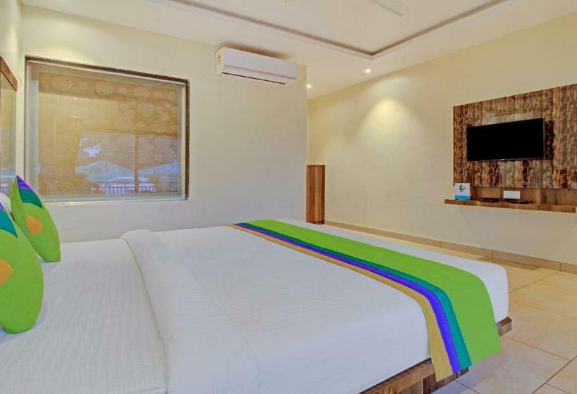 Hotel Treebo Nakshatra Cottages Mahabaleshwar